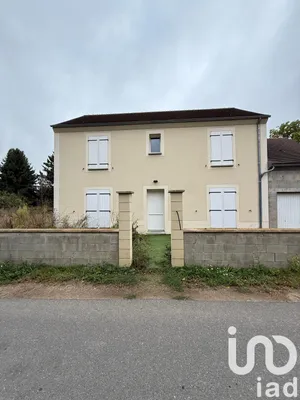 Maison traditionnelle à Longuesse (95450)