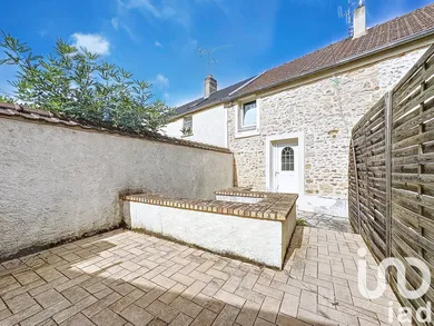 Townhouse at Ballancourt-sur-Essonne (91610)