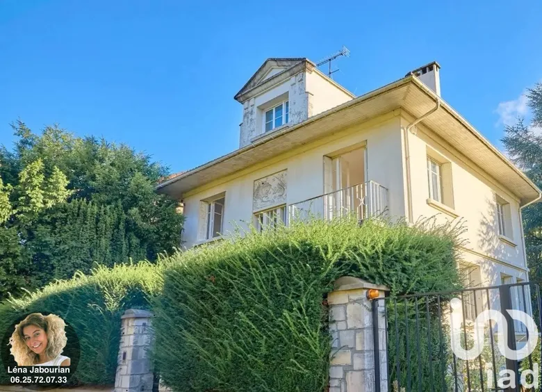 Maison 8 pièces 186 m² · à Sceaux · 186 m² · 1 390 000 €