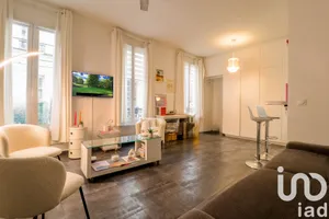 Apartment at Paris (75009)