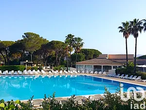 Apartment at Saint-Raphaël (83700)