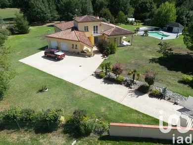 Maison d'architecte à Revel (31250)