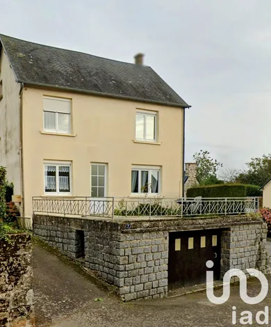 House at Juvigny les Vallées (50520)