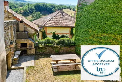 Village house at Lapanouse-de-Cernon (12230)