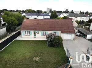 Maison traditionnelle à Saint-Jean-de-la-Ruelle (45140)