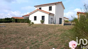 Traditional house at Beaulieu (43800)