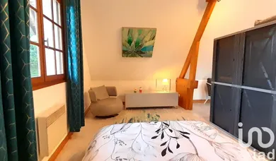 Traditional house at Pont l'Évêque (14130)