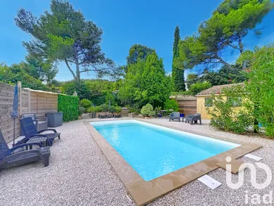 Maison à Saint-Mitre-les-Remparts (13920)