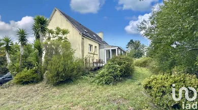 Traditional house in Plomelin (29700)