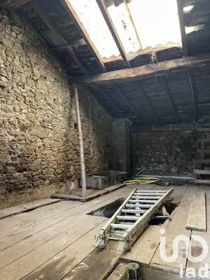 Building at Pouzauges (85700)