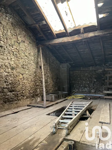 Immeuble à Pouzauges (85700)