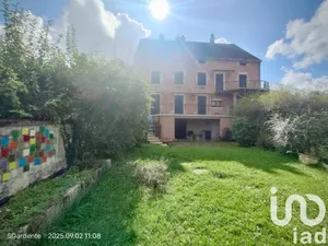 Village house at Damparis (39500)