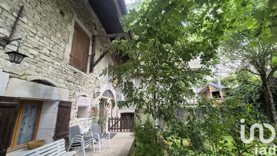 House at Mélisey (89430)
