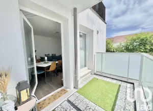 Appartement à ROISSY EN BRIE (77680)