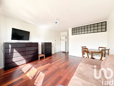 Appartement à Issy-les-Moulineaux (92130)