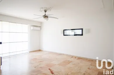 Apartment in Le Cannet (06110)