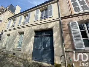 Duplex in Versailles (78000)