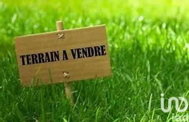 Building plot at Saint-Genis-de-Saintonge (17240)