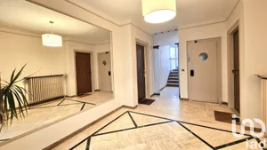 Studio at Versailles (78000)