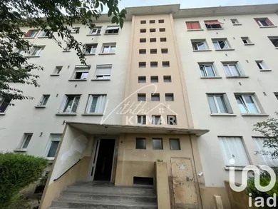 Appartement à Le Blanc-Mesnil (93150)