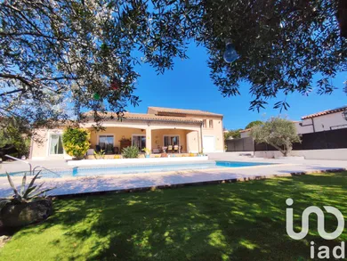 Traditional house at Saint-Geniès-de-Fontedit (34480)