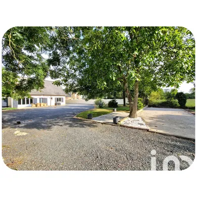 House at Saint-Paul-du-Vernay (14490)