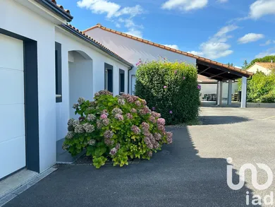 House at Le Loroux-Bottereau (44430)