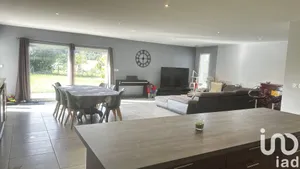 House in Salignac-de-Mirambeau (17130)