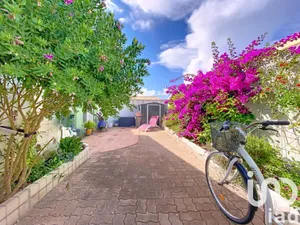 Maison de village à Sainte-Marie-de-Ré (17740)