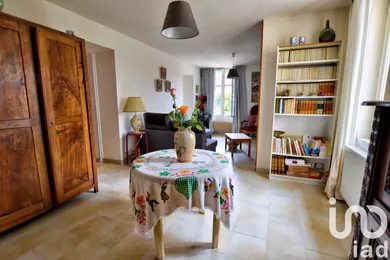 Townhouse in Mondeville (91590)