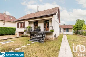 Maison à Sainte-Geneviève-des-Bois (91700)