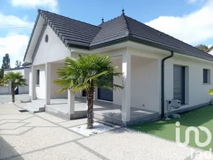 House at Ciry-le-Noble (71420)