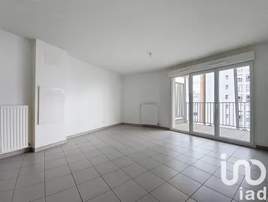 Appartement à Saint-Priest (69800)