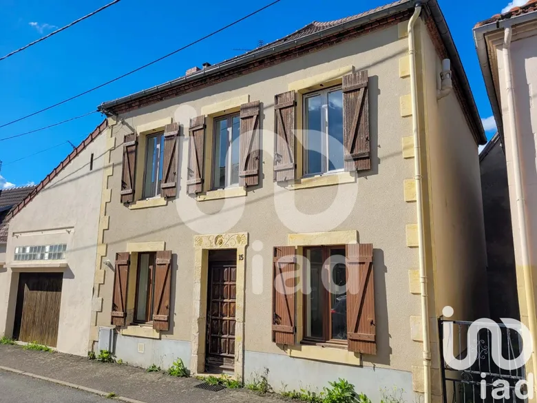 Maison 4 pièces 87 m² · à Désertines · 86,5 m² · 60 000 €