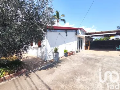 House at Saint-Paul (97460)