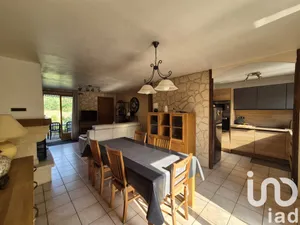 Maison à Montigny-Lencoup (77520)