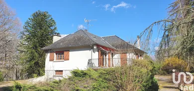 Traditional house at Albussac (19380)