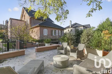 Mansion at Bougival (78380)