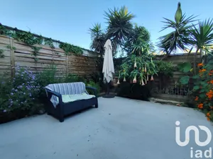 Building in Hyères (83400)