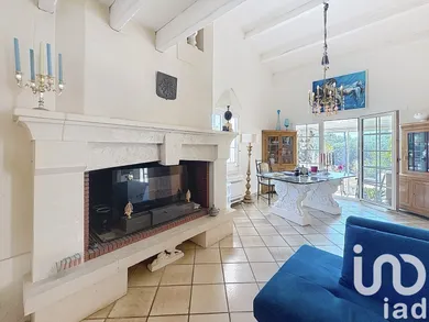 Architectural house at Sallèles-d'Aude (11590)