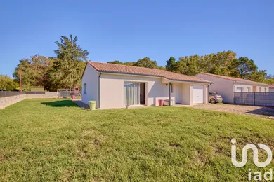 Traditional house at Layrac (47390)