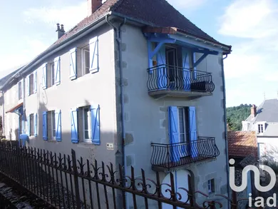 Maison de village à Crocq (23260)