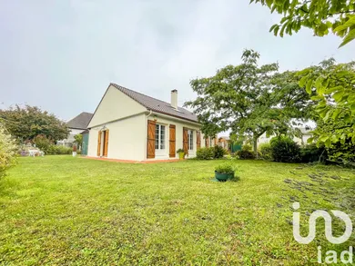 Detached house at Marolles-sur-Seine (77130)