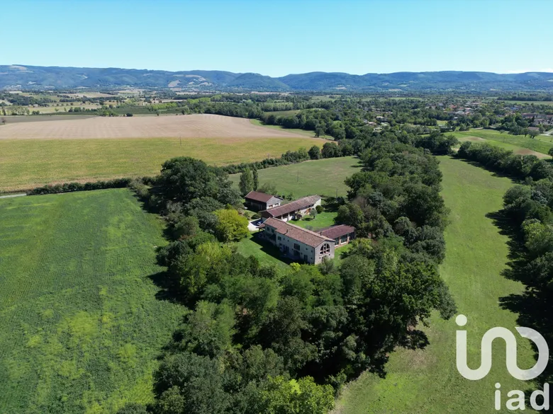 Maison 13 pièces 564 m² · à Revel · 564 m² · 1 250 000 €