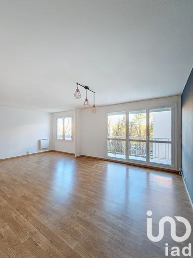 Appartement à Vaires-sur-Marne (77360)