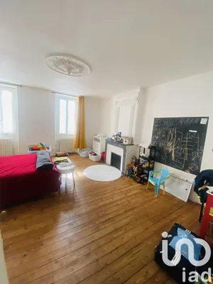 Building at Blaye (33390)