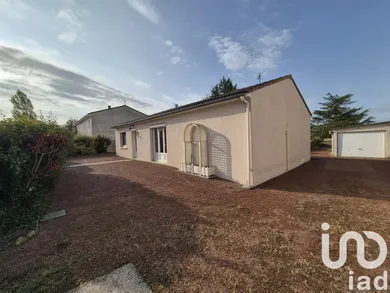 House at Faye-l'Abbesse (79350)