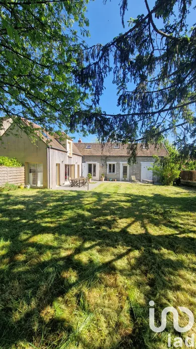 Traditional house at Féricy (77133)