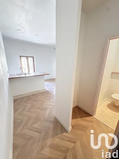 Apartment in Uzès (30700)