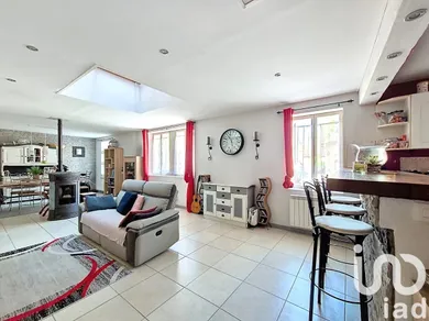 Maison de village à Moret Loing et Orvanne (77250)